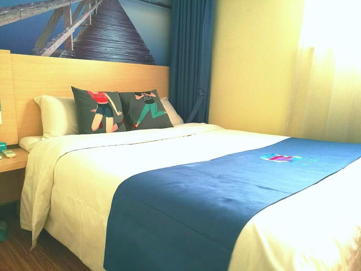 Pai Hotel Chongqing Qijiang Bus Station Экстерьер фото