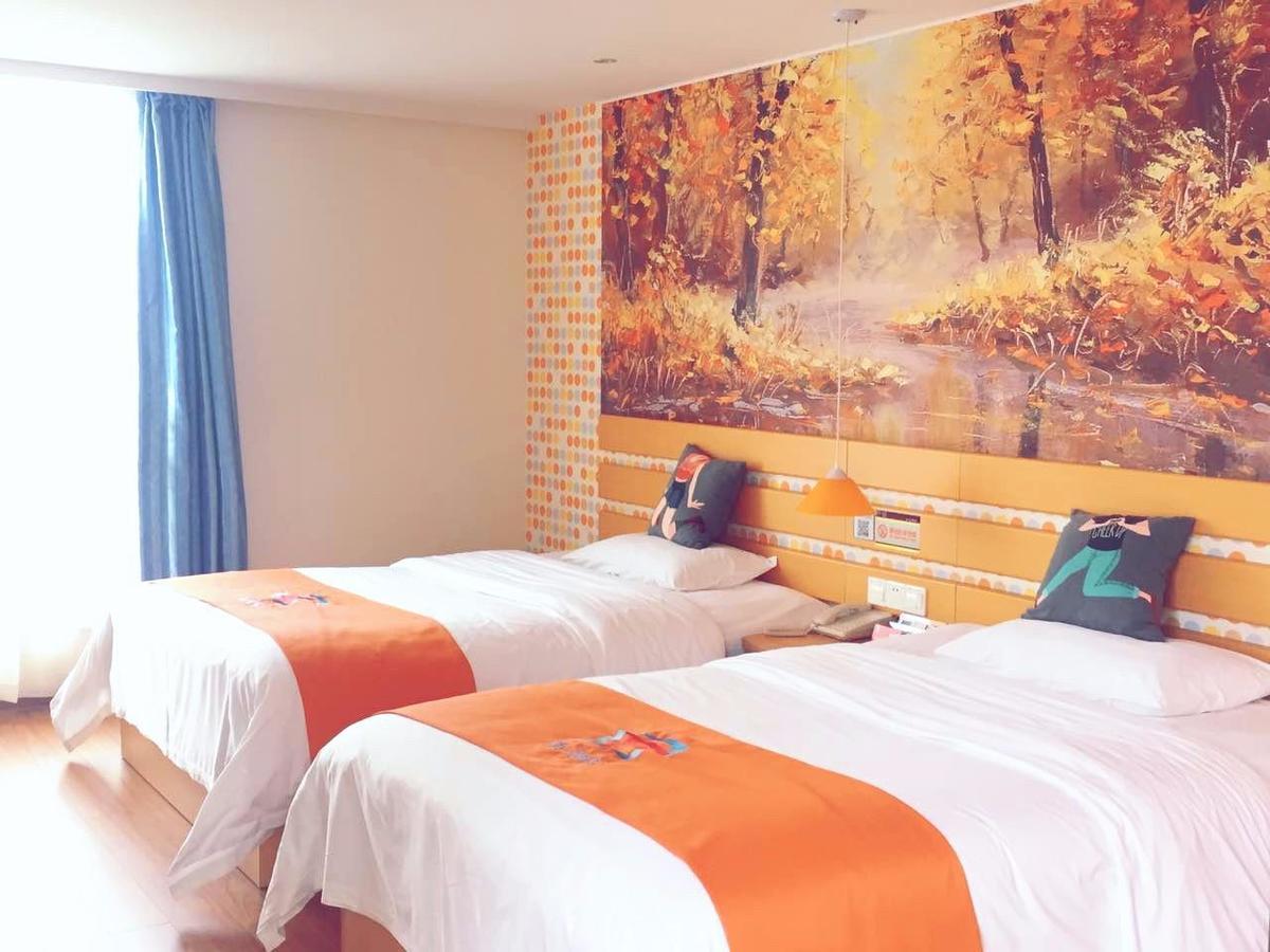 Pai Hotel Chongqing Qijiang Bus Station Экстерьер фото